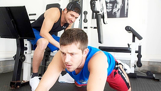 Sweaty Muscle Worship - Colby Chambers Fucks Mickey Knox
