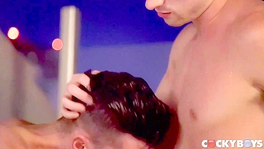 Deep Bareback Bliss - Allen King, Cory Kane & Taylor Reign Get Wild