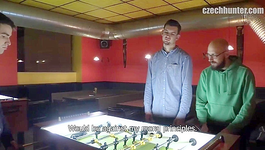 Christmas blowjob ends with a naughty facial - XXX Gay