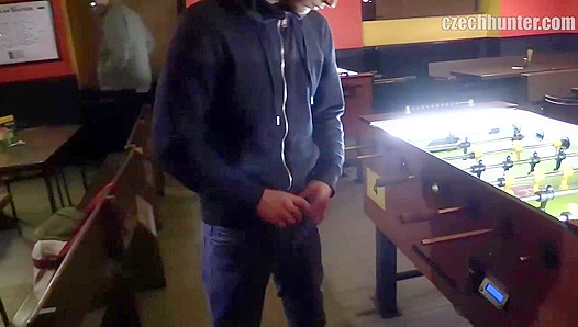 Christmas blowjob ends with a naughty facial - XXX Gay