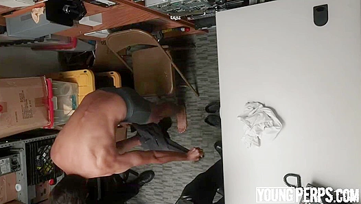 Interracial Threesome: Vinnie Stefano, Drake Magnum, and Alonso Meyer Heat Up the Sheets