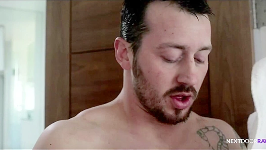 ,Thirsty Hunks Donte & Mark Get Wild in the Bathroom - Cocky Boys