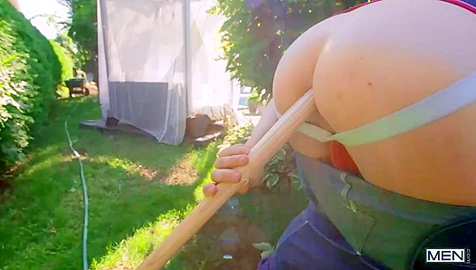 Hairy Beefcake Markus Kage Drills Benjamin Blue Outdoors