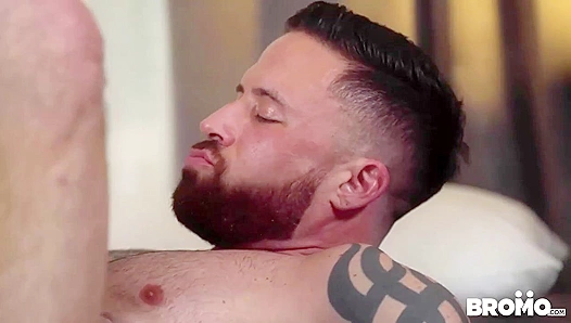 Horny Jordan Levine Sucks That Dick Deep - Bromo USA