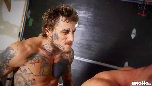 Mechanic Bo Sinn Barebacks Horny Skyy Knox - Hot Gay Action!