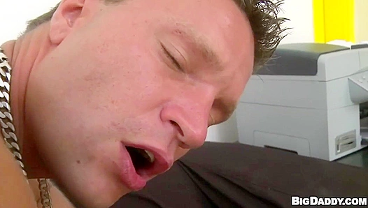 Kinky Denis Reed Pounds Horny Erik's Ass - Raw Casting