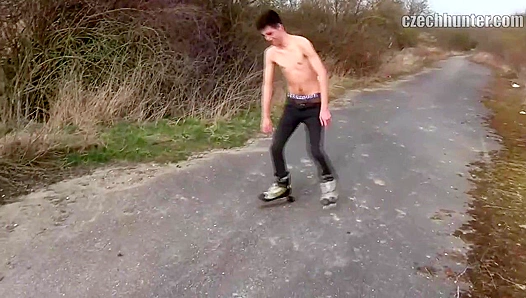 XXX Gay - Well-Hung Twinks Take It Outdoors for a Wild Threesome