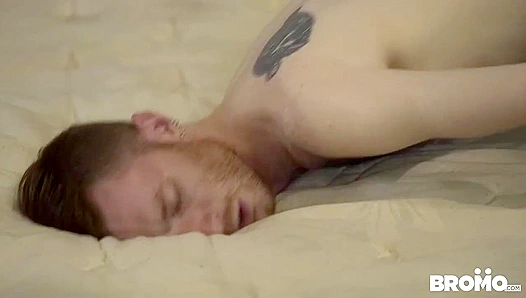 Jordan Levine & Seamus O'Reilly - Extreme Anal Fisting & Raw Action