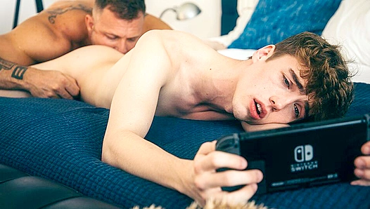 Austin Wolf Pounds Twink Tannor Reed - Cocky Boys Gone Wild