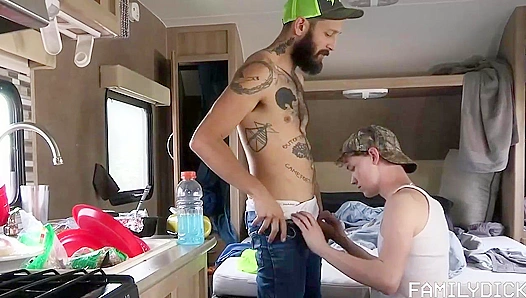 Stepbrothers' Messy Butt Fucking - Mel Grey & Matt Muck's Forbidden Desire