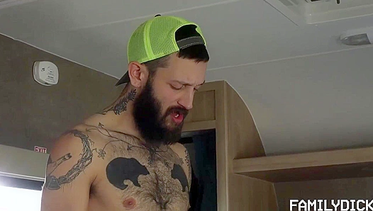 Stepbrothers' Messy Butt Fucking - Mel Grey & Matt Muck's Forbidden Desire