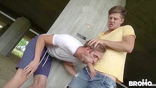 Michael Fly Fucks Horny Rami Hard in Public - Bromo US