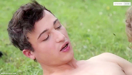 Bareback Bonanza - Adam Harper & TimmyWilliams Go Wild Outdoors - Gay XXX