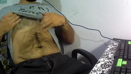 Getting Hard in the Office: Nearly Caught with Dick in Hand – Amateur Latino Solo