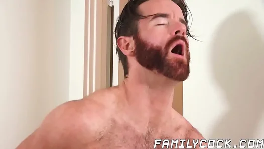 Stepdad Throat Fucks Twink 18+, Finishing In His Mouth – Hardcore Gay Blowjob