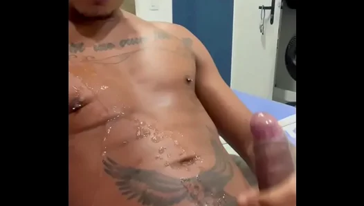 Gozada: Amateur Gay Anal Session Turns Into a Wild Rain of Cum