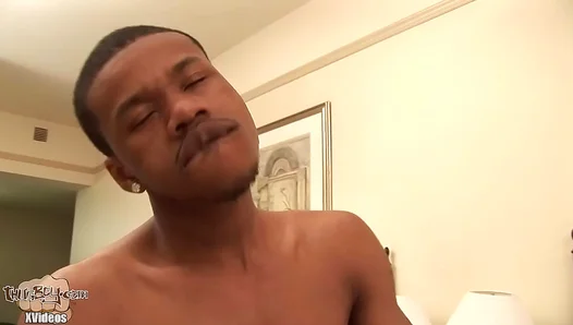 Breion Diamond Dominates in Intense Gay Thug Sex Session