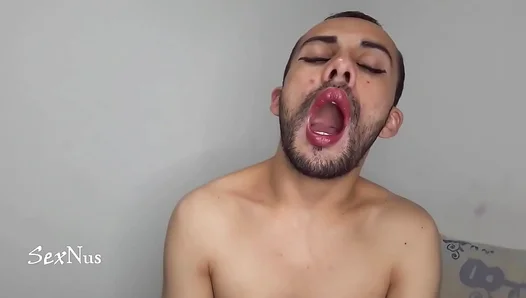 Delicious Latino Lips & Tongue in Addictive Open Mouth Fetish Scene