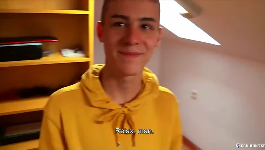 Kinky Czech Hunter Offers Big Bucks for Steamy Gay Sex & Anal Fingering Fun