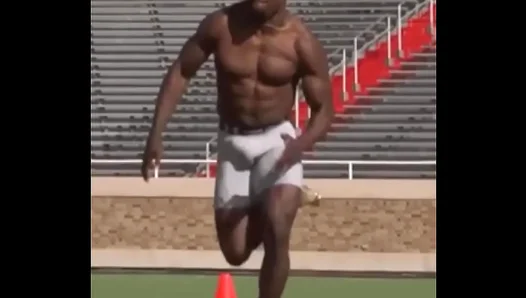 Horny Gay Man With Big Cock Goes for a Hot Run