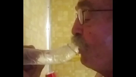 Old Florida Man Enjoys Dildo Action In Steamy Solo Session