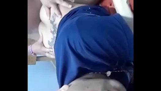 Amateurs Get Intimate in Warehouse Work Session  –Gay Anal Fun