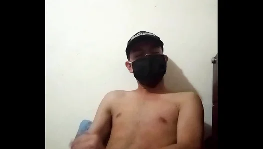 Colombian Guy Masturbates Intensely In Hot SoloGay Session