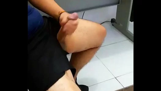 Mulekô A Gives an Amateur Gay Blowjob in Steamy Sex Scene