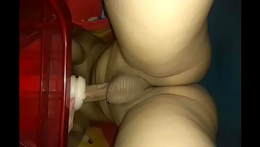 Happy Masturbating Into Cup – Gay Amateur Cum Shot Scene