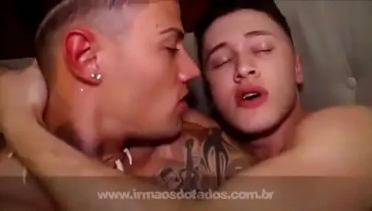 Intimate Gay Oral Session Turns Into Passionate Anal Adventure –