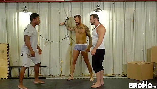 Rough Riders - Jaxton Wheeler & Teo Carter's Wild Fuck - Bromo US