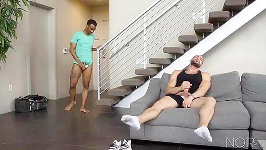 Bucky Wright Catches Ricky Larkin for Rough IR Anal