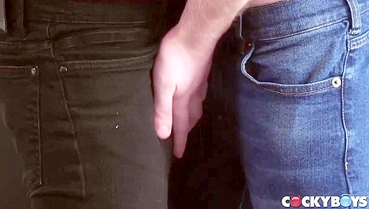 Cory Kane Slams Thyle Knoxx Hard in Missionary - Cocky Boys