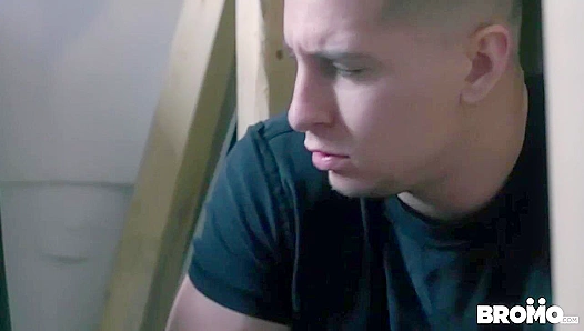 Fit Freak Bo Sinn Pounds That Thick Ass - Bromo USA