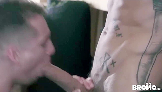 Fit Freak Bo Sinn Pounds That Thick Ass - Bromo USA