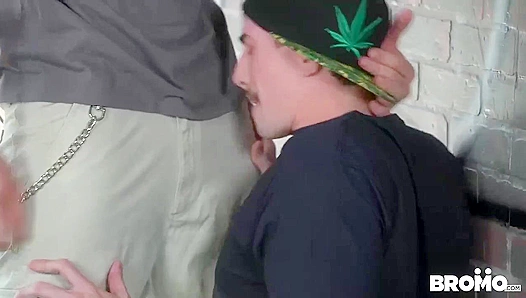 Skater Boys Pierce & Jack Fuck Wildly in Public - Hot Gay Action!