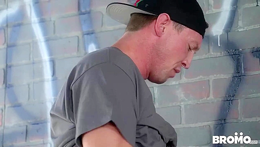 Skater Boys Pierce & Jack Fuck Wildly in Public - Hot Gay Action!