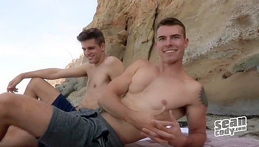 Horny Dudes Jess & Graham Each Other Before Deep Anal - Sean Cody