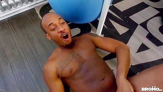 Bo Sinn's Strong Hands Dominate Businessman Trent King - Hot Blue-Collar Sex