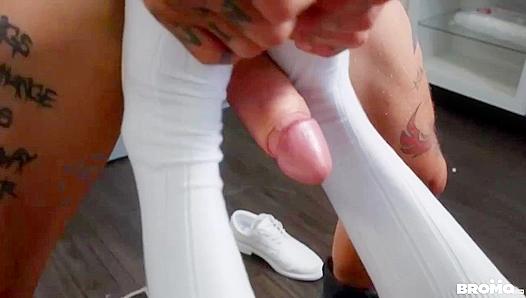 Bo Sinn's Strong Hands Dominate Businessman Trent King - Hot Blue-Collar Sex