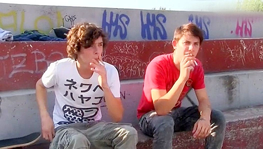 Two Czech Twinks Heat Up in a Wild Amateur Threesome - XXX Gay