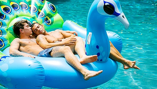 Clark Davis & Ricky Roman Bare Back Outdoors - Wild Cocky Boys