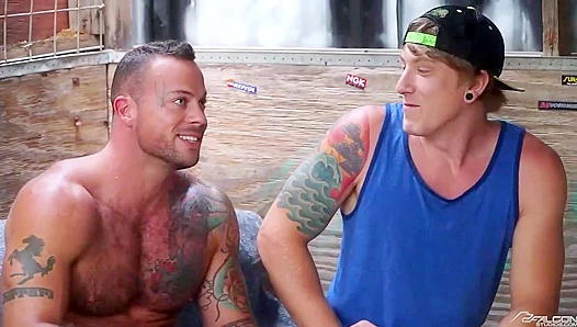 Sean Duran & Tom Faulk: Badass Anal Action in Naked World