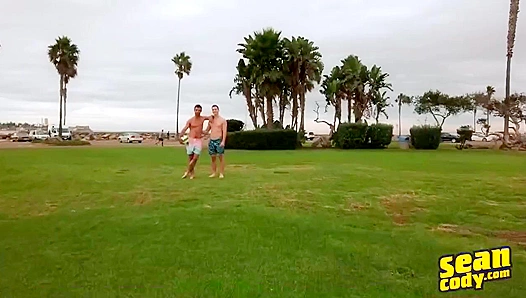 Daddy Daniel Pounds Young Twink Robbie Hard - Sean Cody