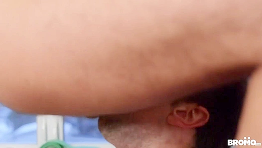 Sweaty Post-Workout Fuck - Drew Dixon & Ryan Bones