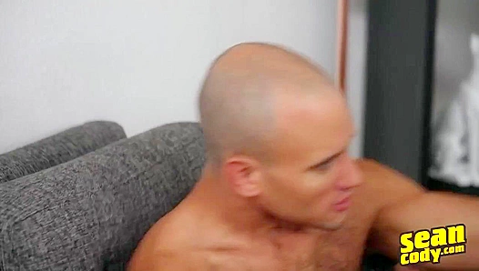 Bald White Frankie Pounds Bald Black Chris Hard - Sean Cody