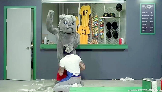 Muscly Drake Masters Pounds Mascot Jessie Colter - Raging Stallion