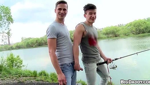 Riverside Twinks: Bareback Bliss in Broad Daylight