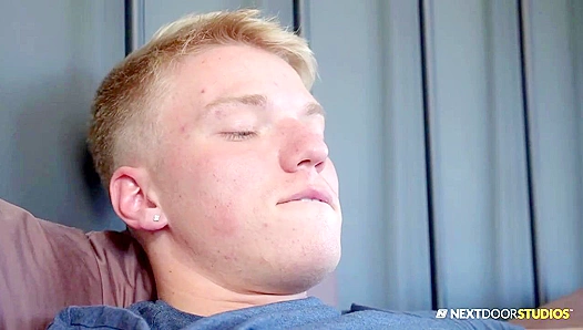 Blonde Studs Kyle & Greyson Pound Each Other Hard - Nextdoor TwinksFuck