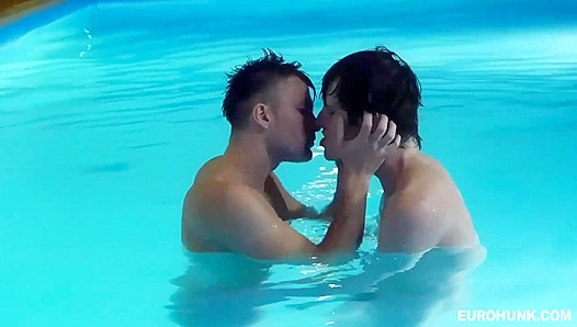 Poolside Anal Action - Harry Vakkler & David Foster Heat Up the Waters